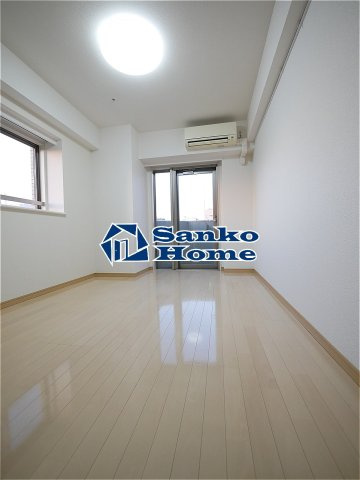 サンスタレ浅草の居間・リビング