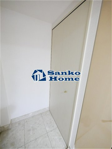 サンスタレ浅草の玄関