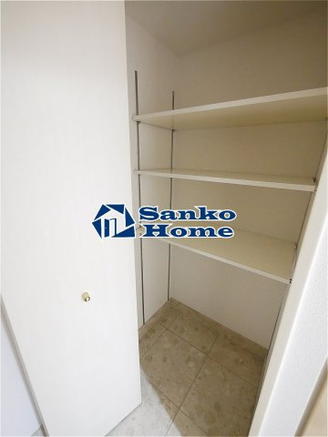 サンスタレ浅草の玄関