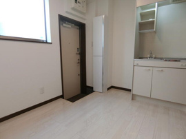 白を基調としたお部屋です