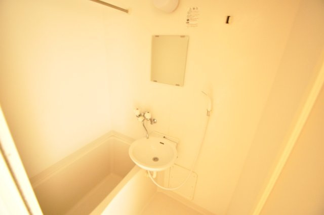 レオパレス小杉南の浴室