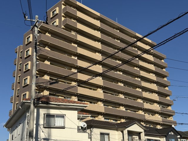 エンブルソレア今泉小前の外観