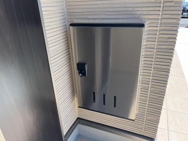 アーリー　スプリングの内装|宅配ボックス（イメージ）