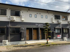 モン・シャトー楼門前