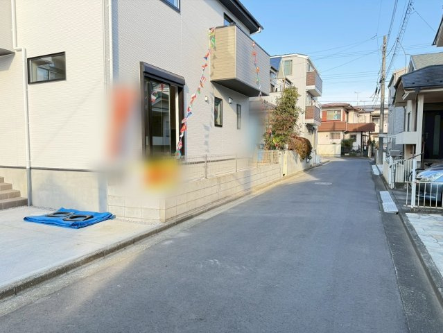 川越市むさし野1期　新築一戸建て　1号棟の前面道路含む現地写真|前面道路含む現地写真です