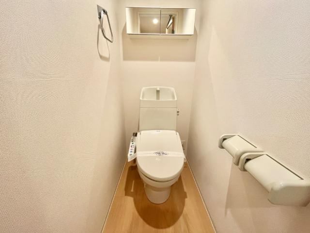 ラ・カーサ　HANAのトイレ|シャワー付トイレ