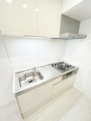 茅ヶ崎市東海岸北２丁目のアパートのキッチン