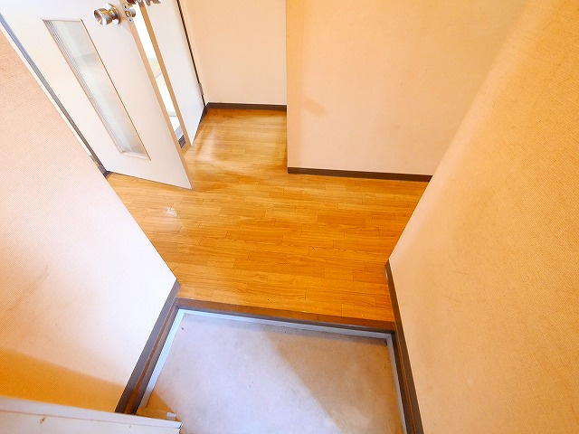 ラポールの玄関|毎日通る玄関はこちらです