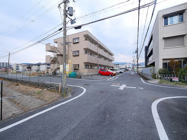 ラポールの周辺