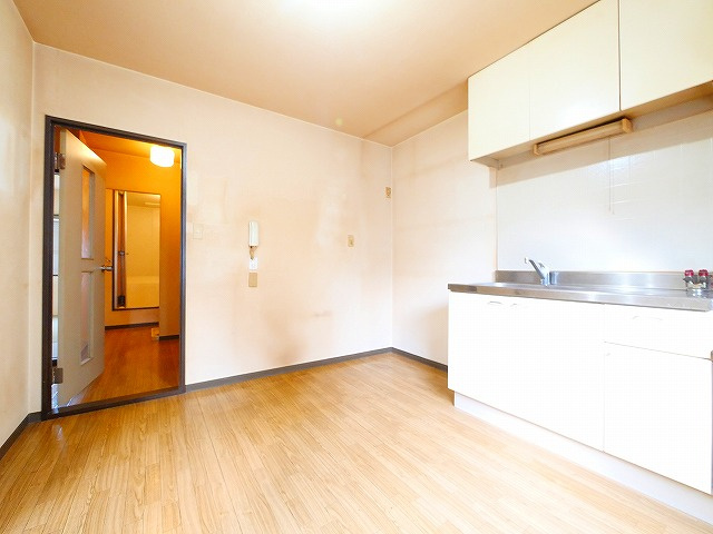 ラポールの居間・リビング|居間です