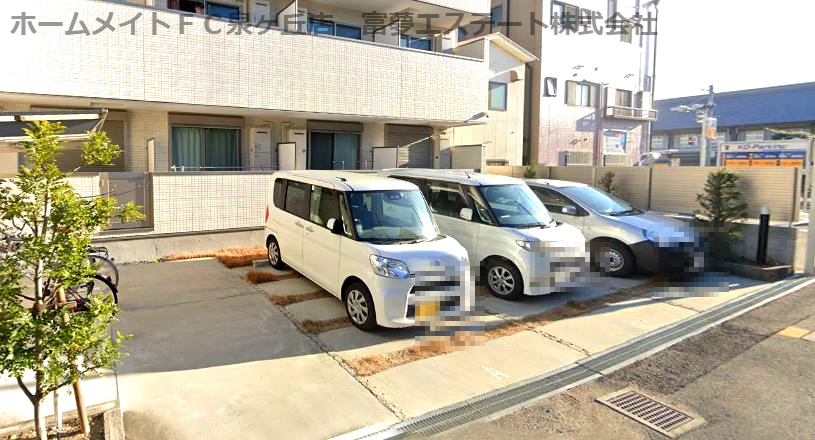TKアンバーコート羽衣Ⅱの駐車場