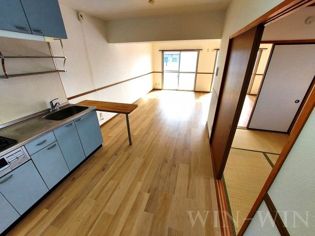 パークシティーたかし Bの居間・リビング|イメージ（同施工会社同一モデルの写真です）