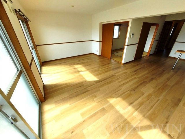 パークシティーたかし Bの居間・リビング|イメージ（同施工会社同一モデルの写真です）