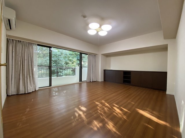 ライオンズマンション熱海マリンビューの洋室|洋室 12帖