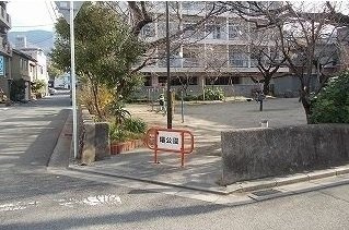 アンジュール　Ｋの周辺|曙公園まで90m