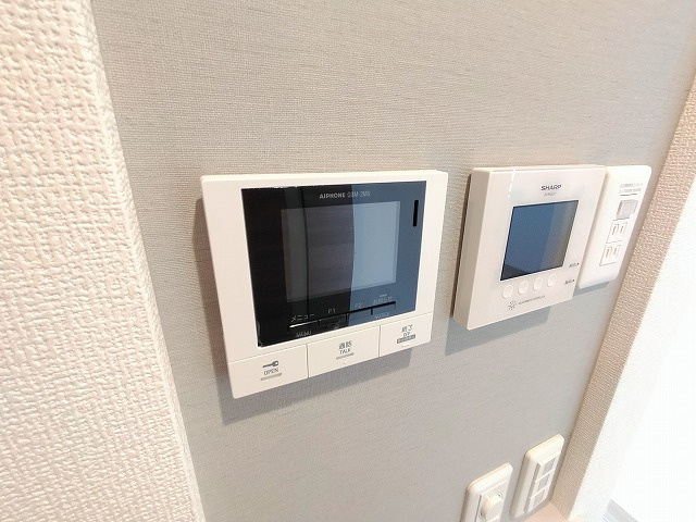 神戸市兵庫区三川口町１丁目のアパートのセキュリティ|TV付インターフォン