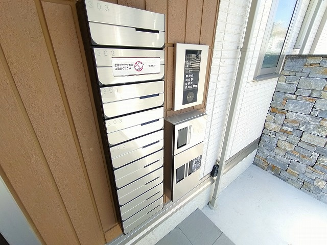 神戸市兵庫区三川口町１丁目のアパート