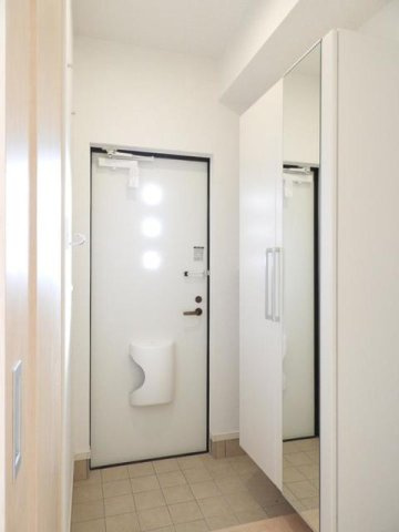 グラン・シャトレⅡの玄関