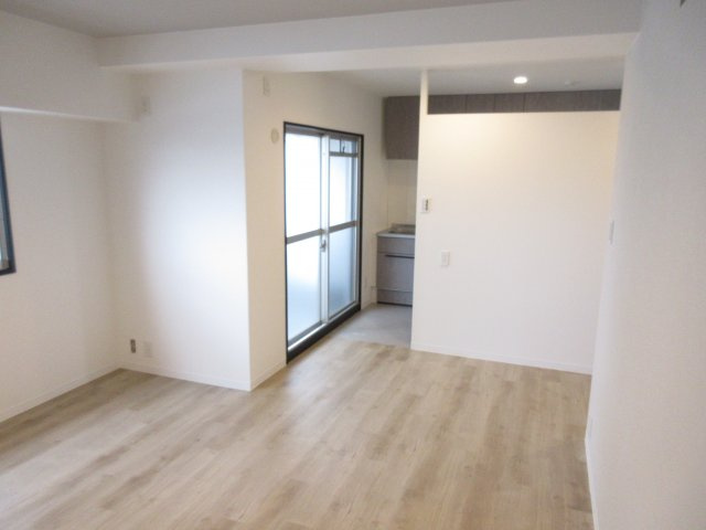 YKハイツ中崎の居間・リビング|イメージ写真