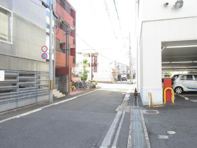 レジデンス西村の周辺|前面道路