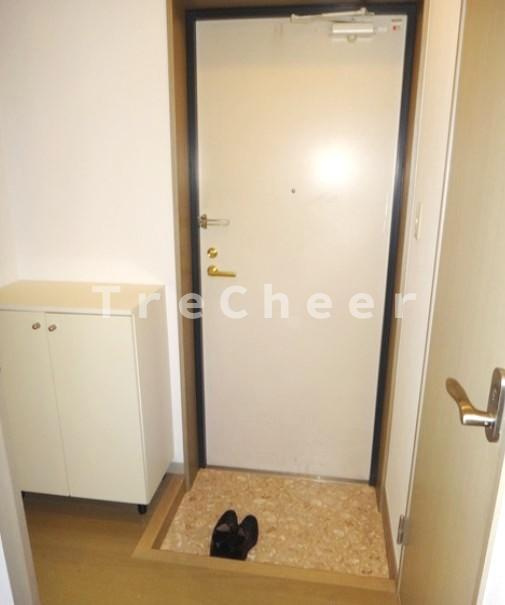 MYハイツ本郷の玄関