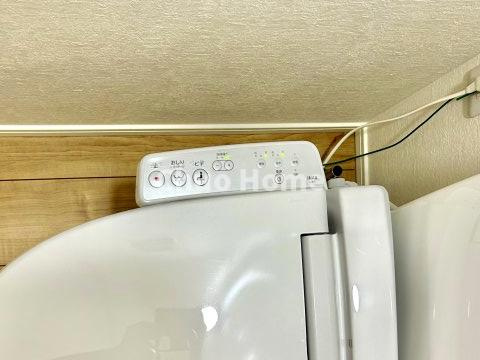 江戸川区下篠崎町新築分譲住宅の内装|【ウォシュレット】清潔に使いたいお手洗いには最適な設備です。もちろんウォームレットも標準装備です。