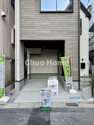 江戸川区下篠崎町新築分譲住宅の駐車場|カースペース
