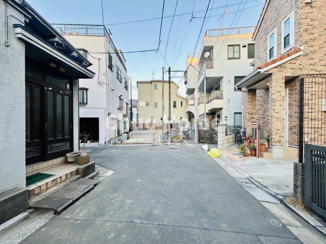 江戸川区下篠崎町新築分譲住宅の前面道路含む現地写真|全面道路