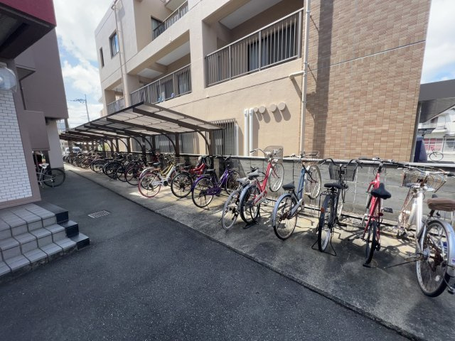 豊国スカイマンション国分の駐輪場