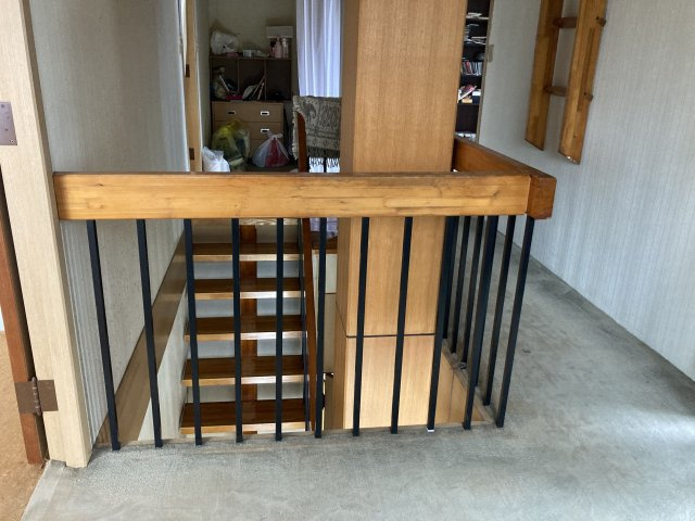国分（白川）戸建てのその他|階段部分の手すりもオープンでとてもオシャレです。