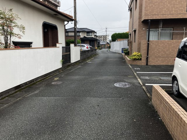 国分（杜田）戸建ての前面道路含む現地写真|前面道路（南側より撮影
