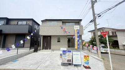 【前面道路含む現地写真】 | 伊勢原市八幡台二丁目　全３棟　新築住宅