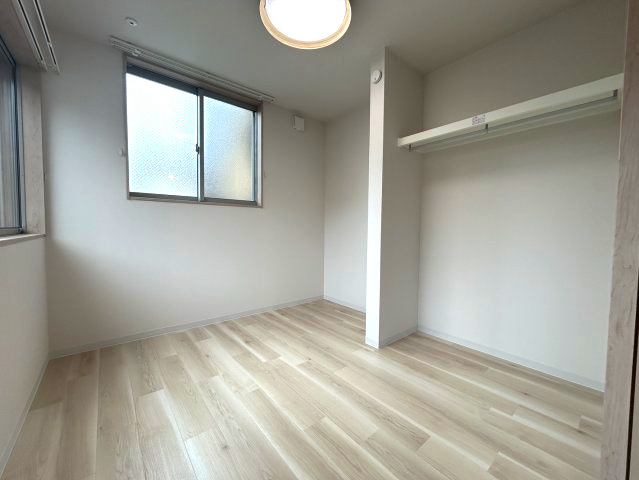 【寝室】Efforia tria