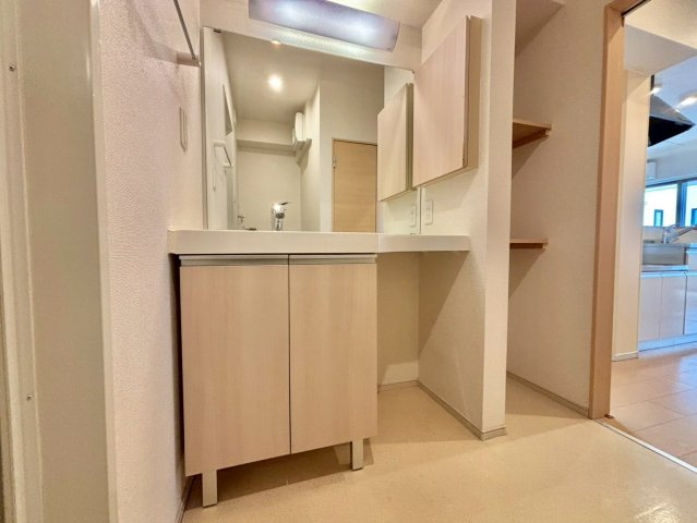 インプレス・ヴィラの洗面所