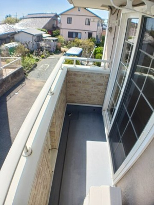 【バルコニー】 | アンベル・ルピナス | 外からの目が気にならないバルコニーで洗濯物が干せます