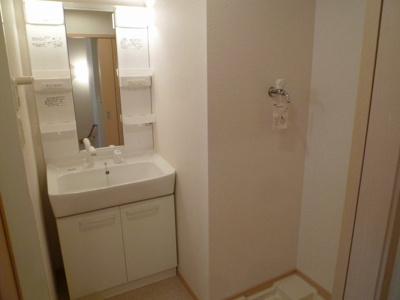 【洗面所】 | アンベル・ルピナス | ゆったりとスペースのある洗面所