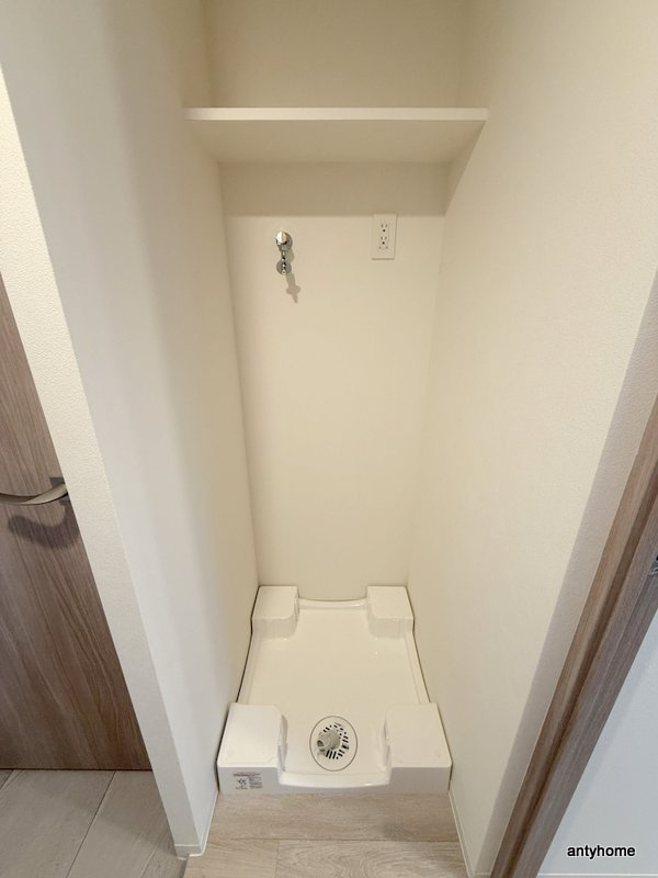 コンフォリア・リヴ本町WEST Ｑ　仲介手数料無料のその他