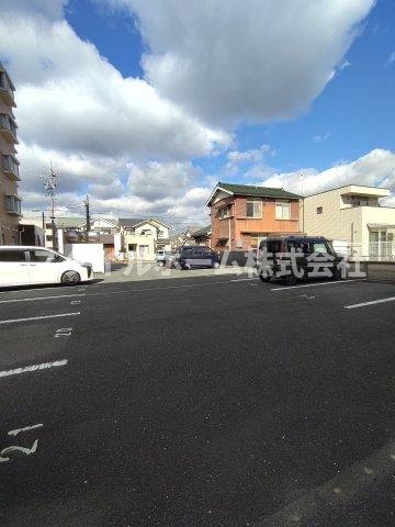 ベルドミール豊川の駐車場