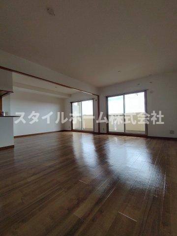 ベルドミール豊川の居間・リビング