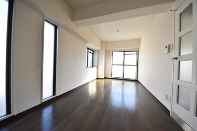 【居間・リビング】 | グランディア国体通り