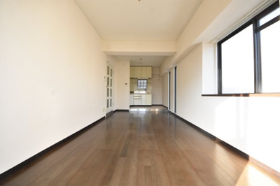 【居間・リビング】 | グランディア国体通り