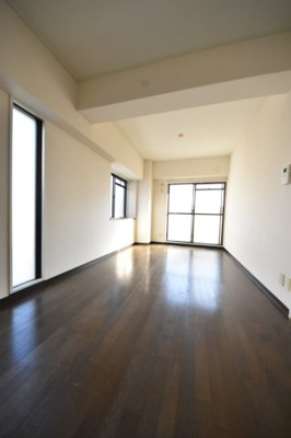 【居間・リビング】 | グランディア国体通り