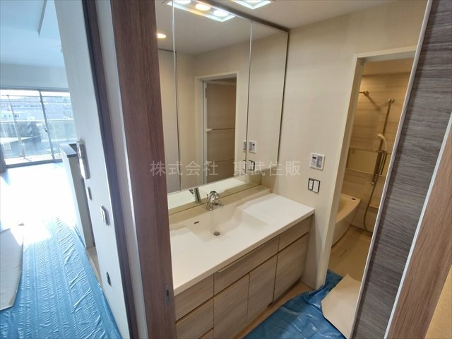 【独立洗面台】 | ライオンズ上福岡ステーションレジデンス | 独立洗面台、朝の身支度には欠かせません