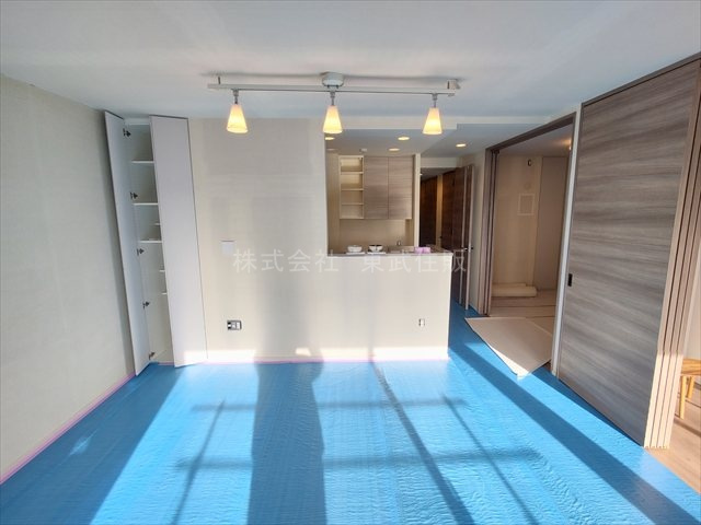 【ダイニング】 | ライオンズ上福岡ステーションレジデンス | 食卓を囲むダイニング