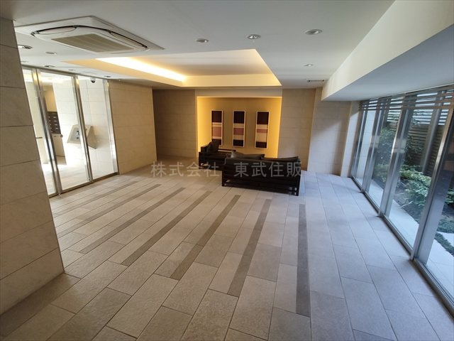 【ロビー】 | ライオンズ上福岡ステーションレジデンス | 開放感のあるロビー