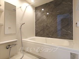 安芸高田市吉田町常友のアパートの浴室|追い焚き・浴室暖房乾燥機あり