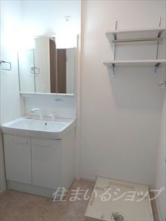 安芸高田市吉田町常友のアパートの洗面所|シャンプードレッサー