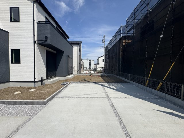 飯能市青木・全9棟　新築一戸建　1号棟　～敷地50坪～の駐車場|2026年5月19日撮影