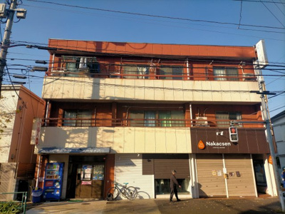 【外観】 | サンタハウス | 鉄骨造のマンション。