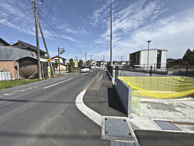 飯能市青木・全9棟　新築一戸建　2号棟　～敷地50坪～の区画図|敷地広々50坪！カースペースは並列2台分。広々とした南庭もございます。